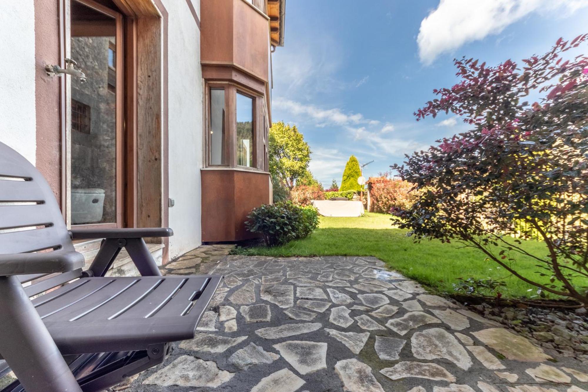 43A Nature With Parking By Aston Rentals Otañes Exteriör bild