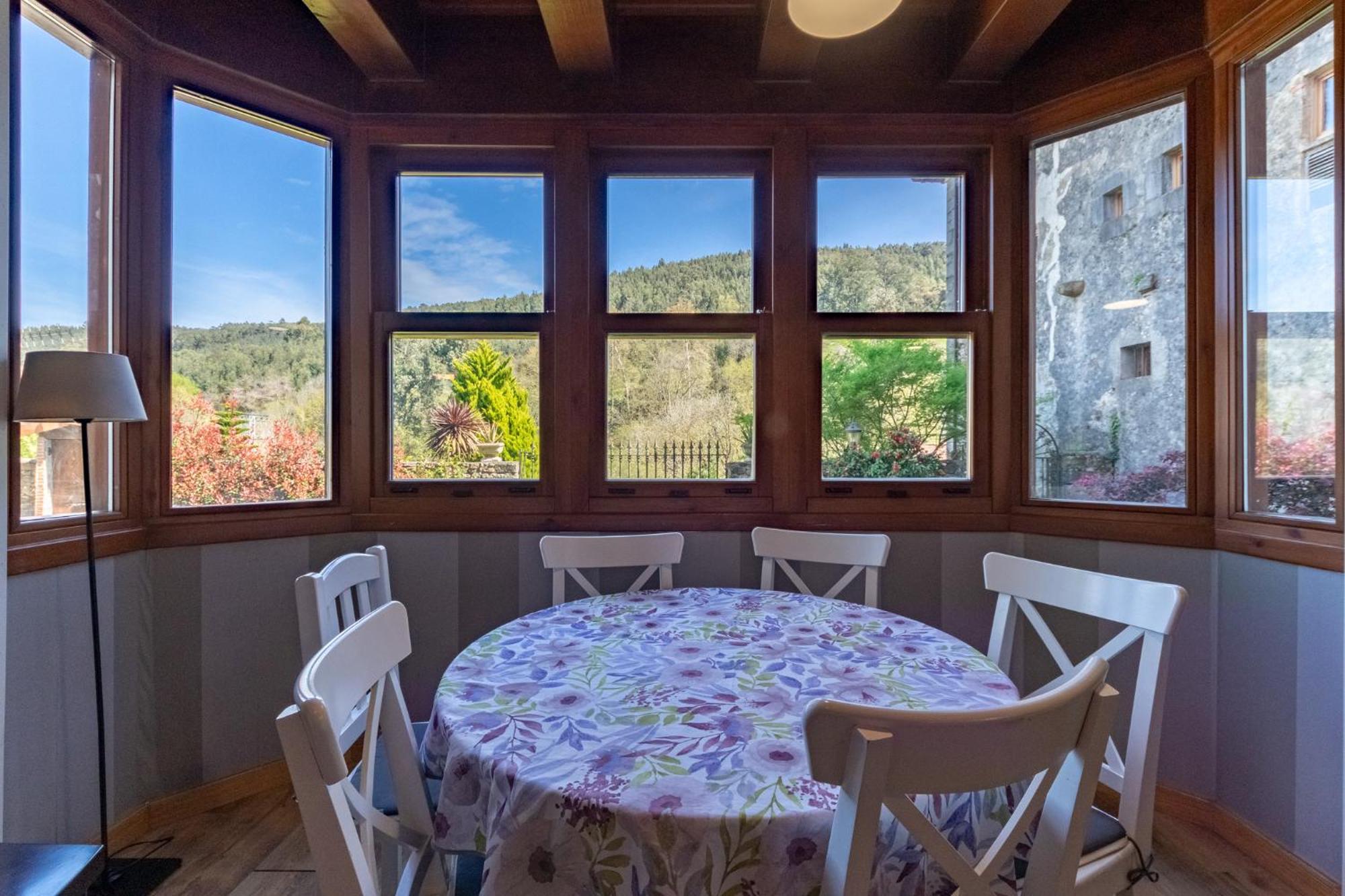 43A Nature With Parking By Aston Rentals Otañes Exteriör bild