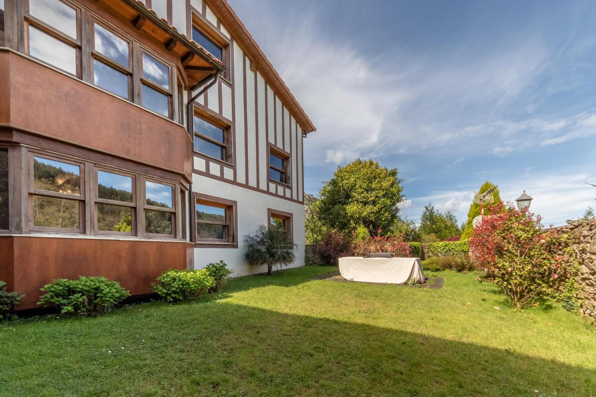 43A Nature With Parking By Aston Rentals Otañes Exteriör bild